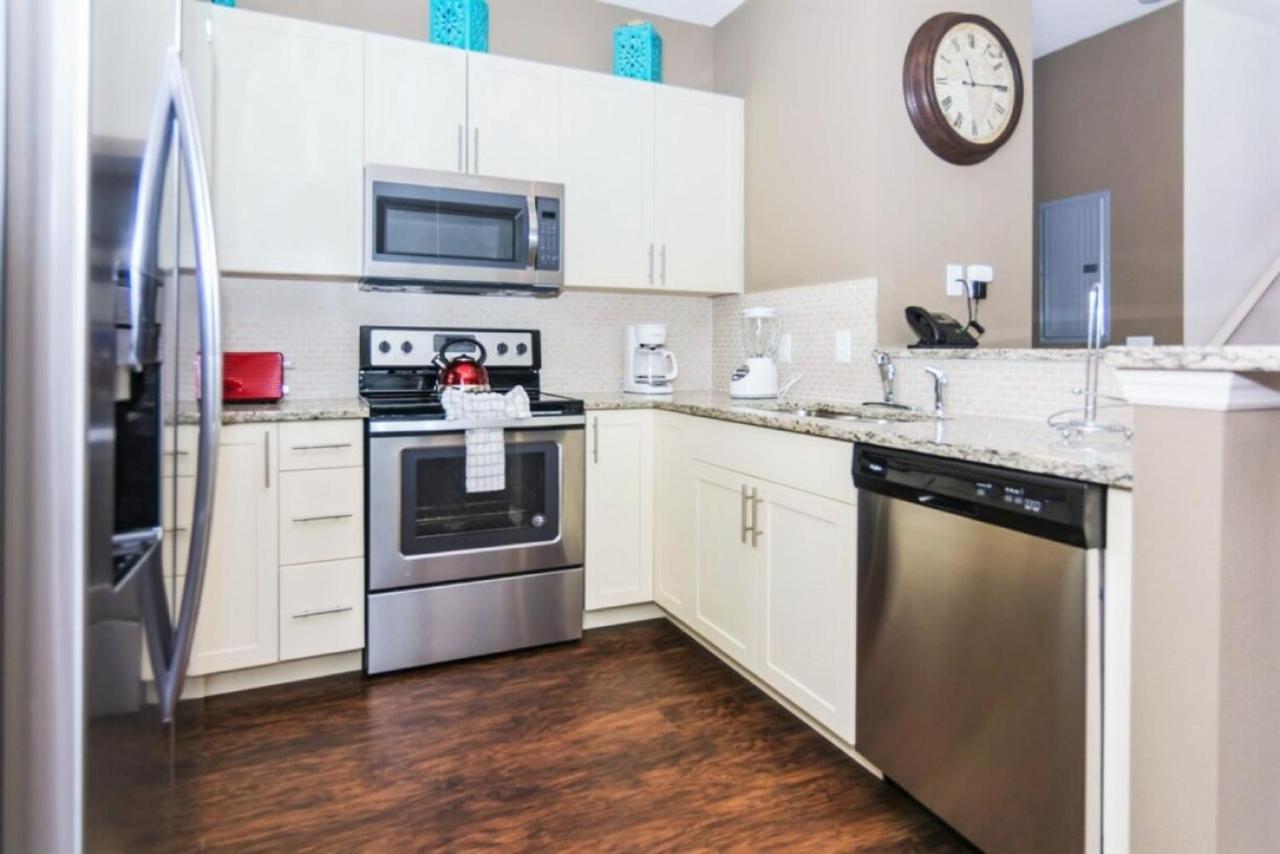 Cozy Four Bedrooms Townhouse At West Lucaya Village Resort 8924 Кисими Екстериор снимка